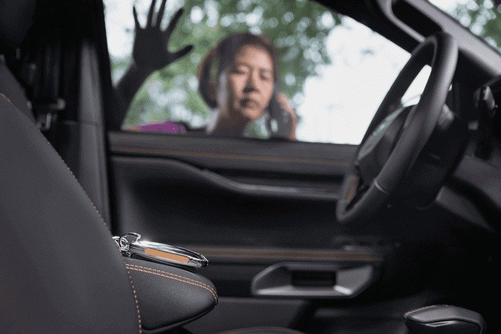 Key lockout roadside assistance in Jaipur